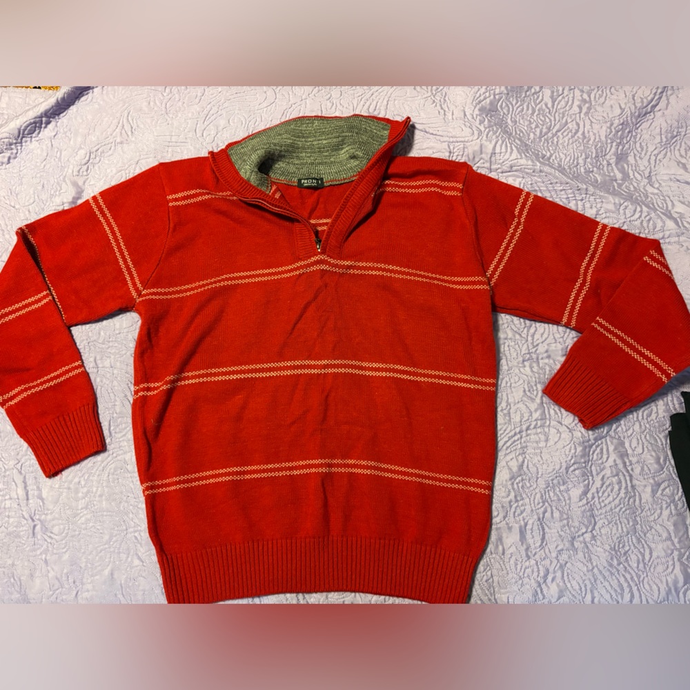 Men's Red Zip-Up Sweater with Gray Collar